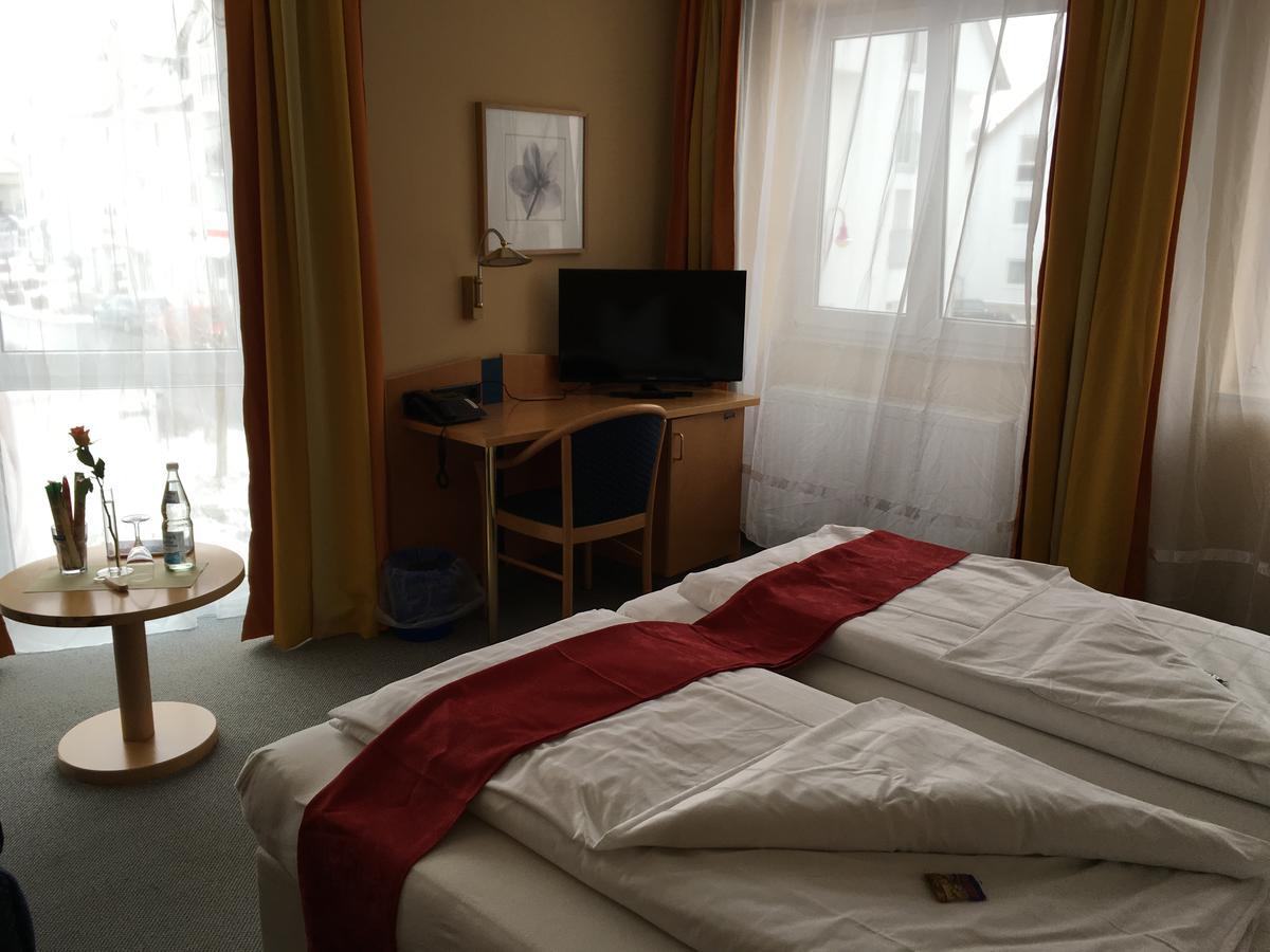 Hotel & Ristorante Passarelli Warthausen Exterior photo